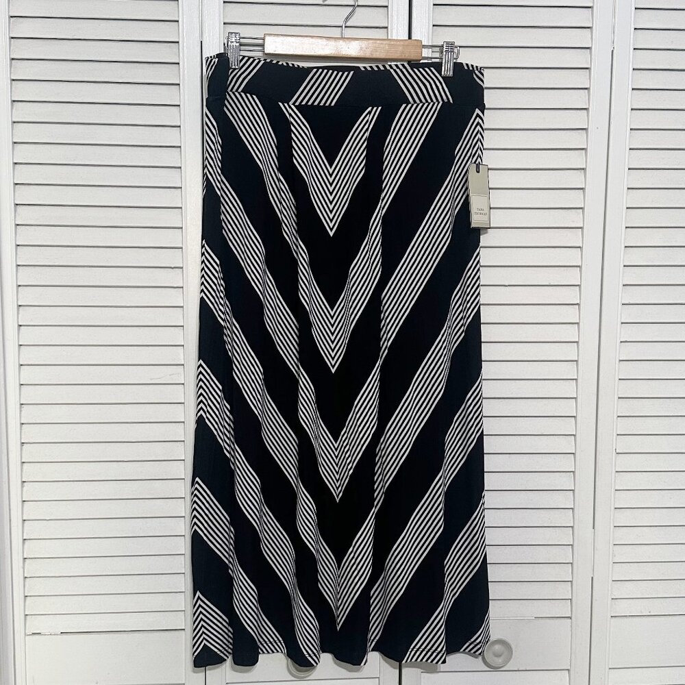 Dana Buchman Striped NWT Maxi Skirt